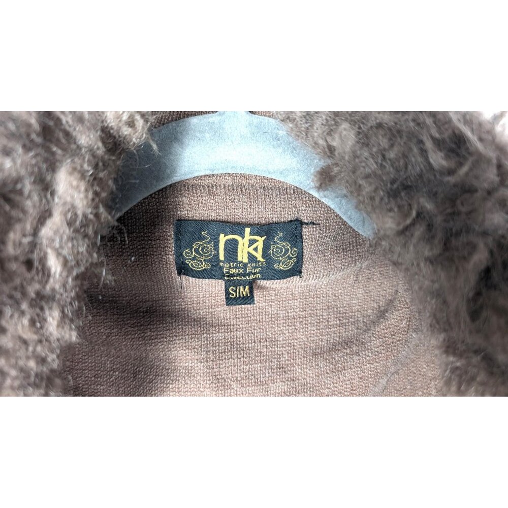 Chunky knit faux fur fringe slouchy vest - Picture 3 of 4